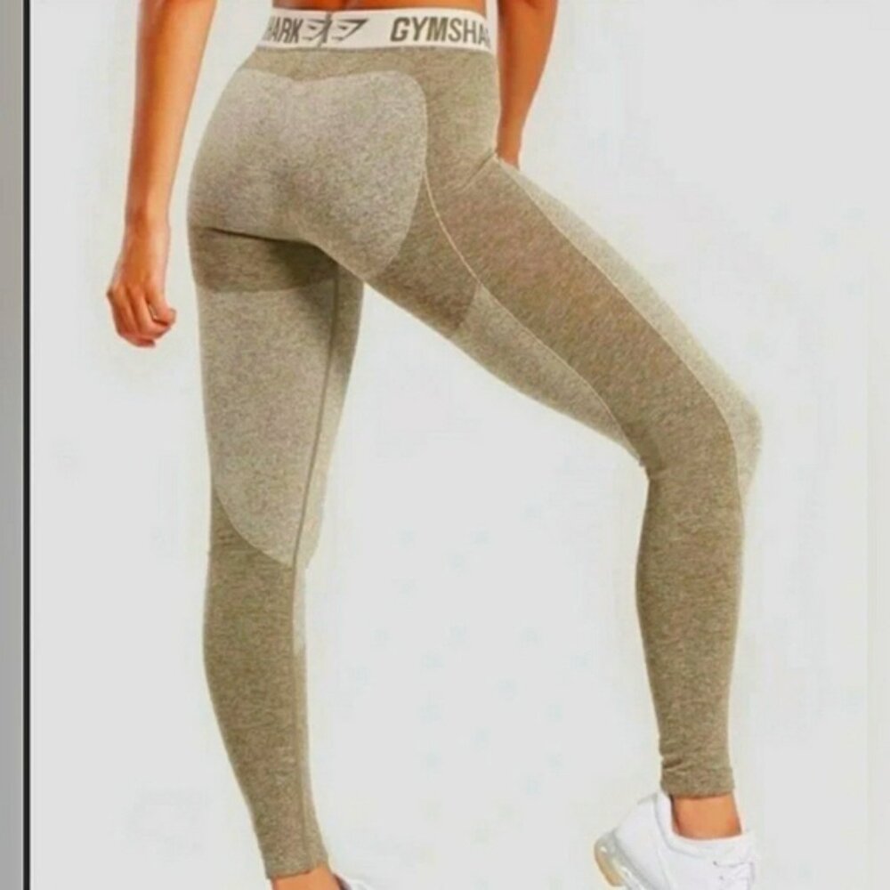 XS Gymshark, Flex heather olive green, jacquered waistband, ankle length